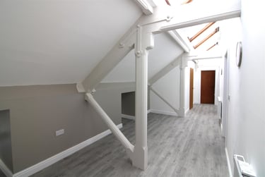 2 bed flat, 147 Carlton Road, St Anns, Nottingham, NG32AL - Image 3